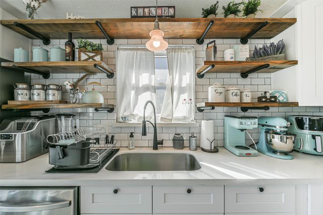 4030 Bentley Drive, Pearland, TX 77584