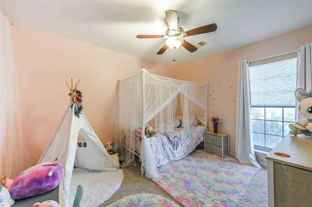 4030 Bentley Drive, Pearland, TX 77584