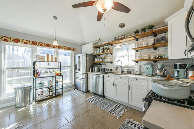 4030 Bentley Drive, Pearland, TX 77584