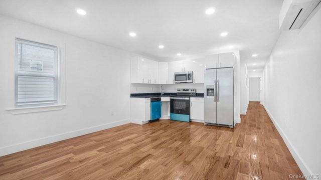 3968 Duryea Avenue, Bronx, NY 10466