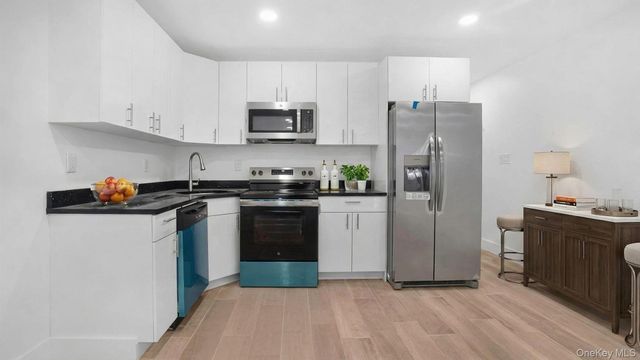 3968 Duryea Avenue, Bronx, NY 10466