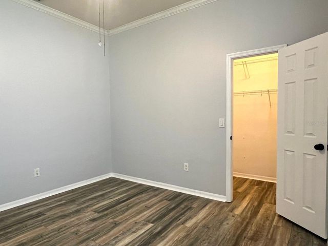 18111 SUGAR BROOKE DRIVE, Tampa, FL 33647