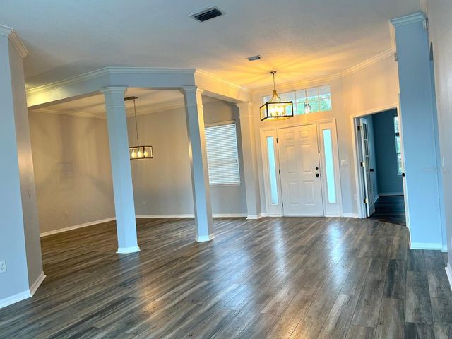 18111 SUGAR BROOKE DRIVE, Tampa, FL 33647