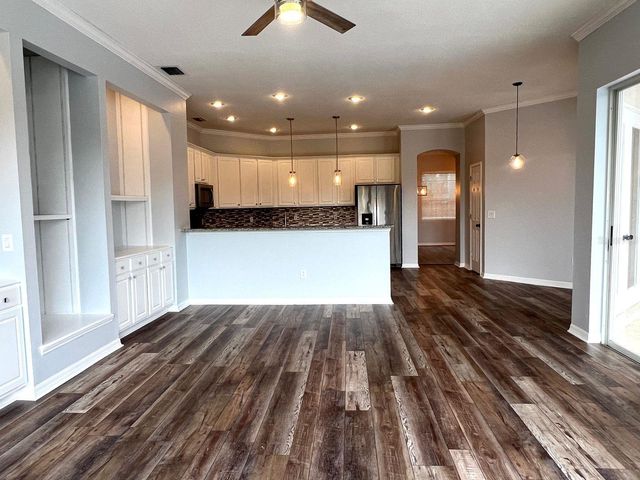 18111 SUGAR BROOKE DRIVE, Tampa, FL 33647