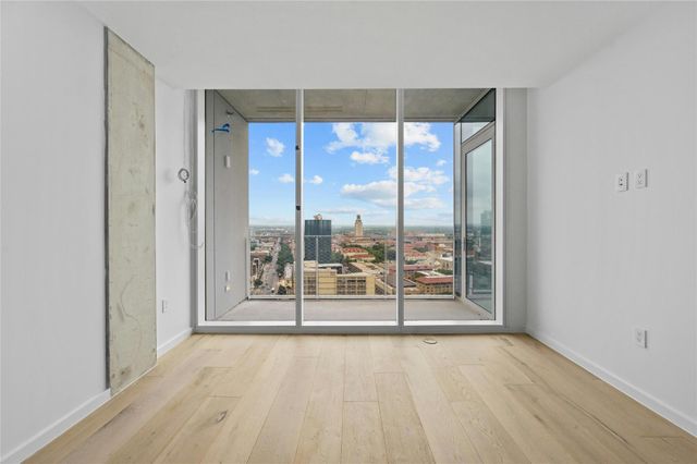 313 W 17th ST 2103, Austin, TX 78701