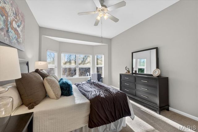 922 Ridgepointe Place Circle 102, Lake St Louis, MO 63367