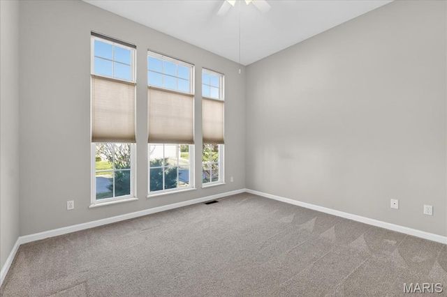 922 Ridgepointe Place Circle 102, Lake St Louis, MO 63367