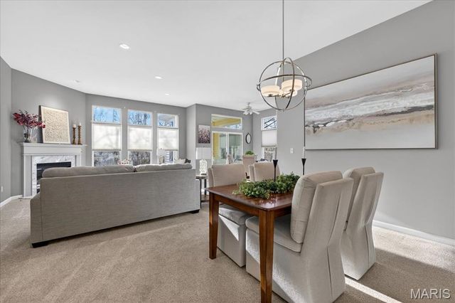 922 Ridgepointe Place Circle 102, Lake St Louis, MO 63367