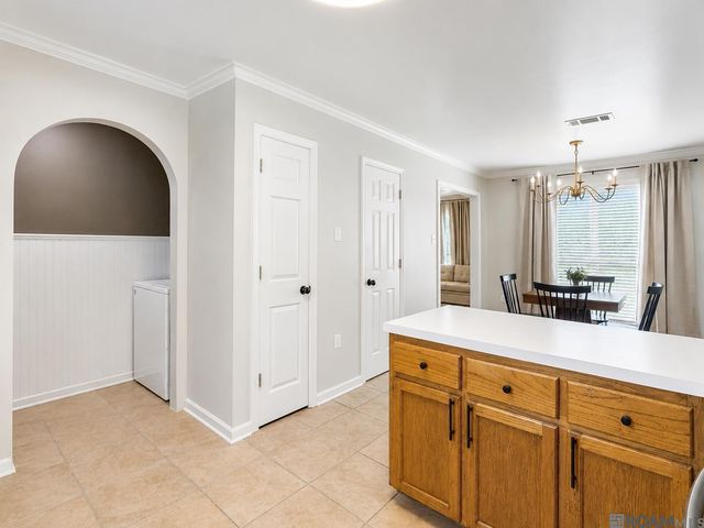 34994 Napoleon Dr, Denham Springs, LA 70706