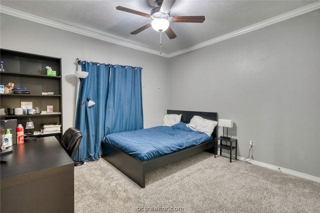 301 Southwest Parkway 303, College Station, TX 77840