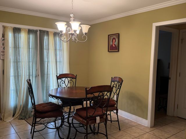 11 Silver Leaf Dr., Hattiesburg, MS 39401