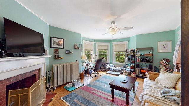 104 Englewood Ave, Boston, MA 02135