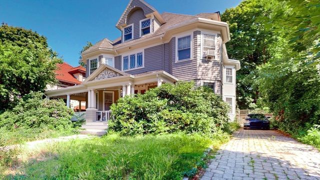 104 Englewood Ave, Boston, MA 02135