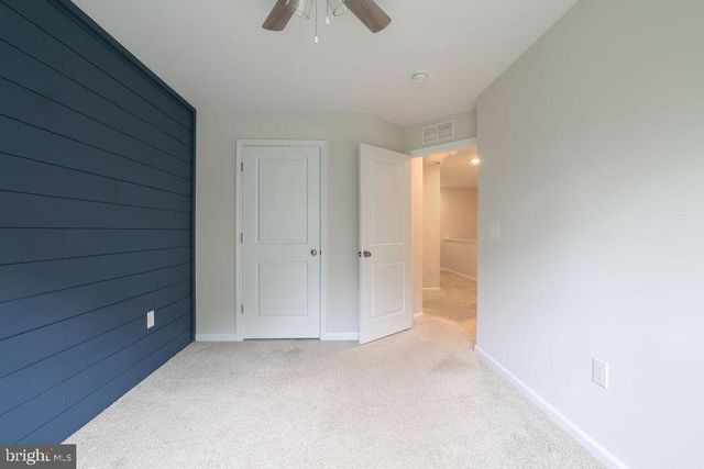 107 MELANIE WAY, Manahawkin, NJ 08050