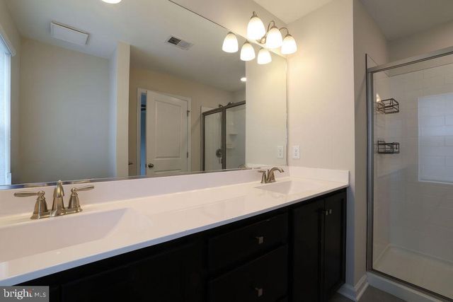 107 MELANIE WAY, Manahawkin, NJ 08050