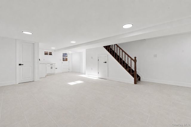 65-40 79th Street, Middle Village, NY 11379