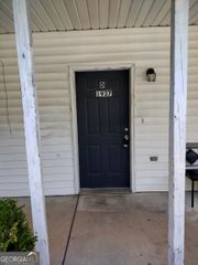 1937 Karen Circle D, Milledgeville, GA 31061