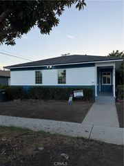 10517 Cimarron, Los Angeles, CA 90047