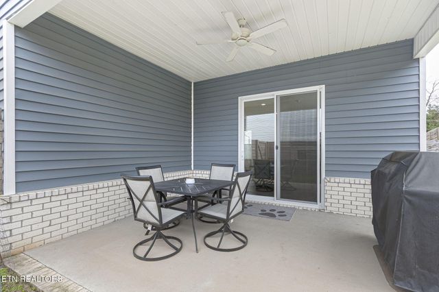 3236 Great Plains Lane, Knoxville, TN 37931