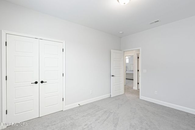 3236 Great Plains Lane, Knoxville, TN 37931