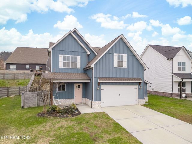 3236 Great Plains Lane, Knoxville, TN 37931