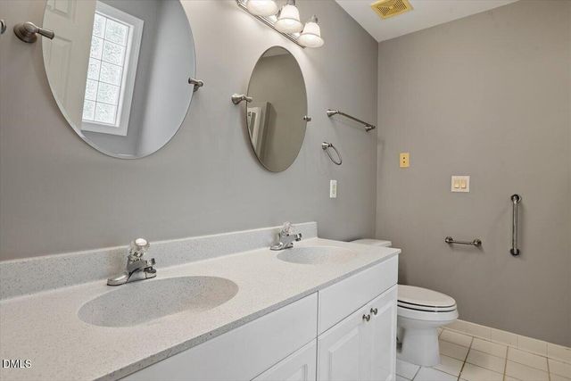 802 Blackberry Lane, Durham, NC 27712