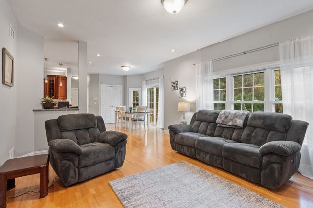 448 Malden St., Holden, MA 01520