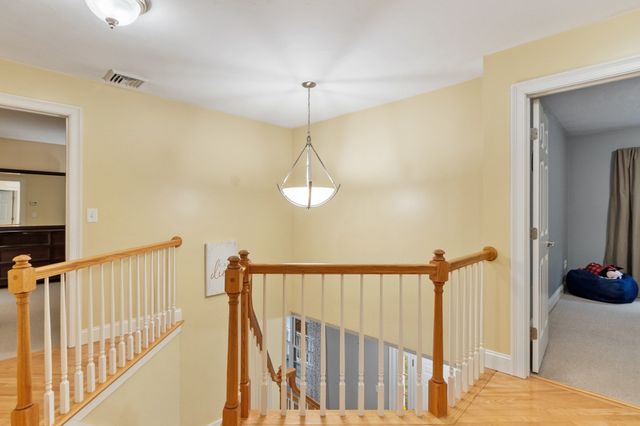 448 Malden St., Holden, MA 01520