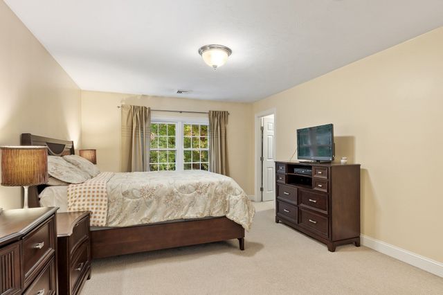 448 Malden St., Holden, MA 01520