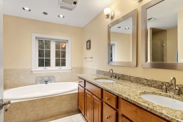 448 Malden St., Holden, MA 01520