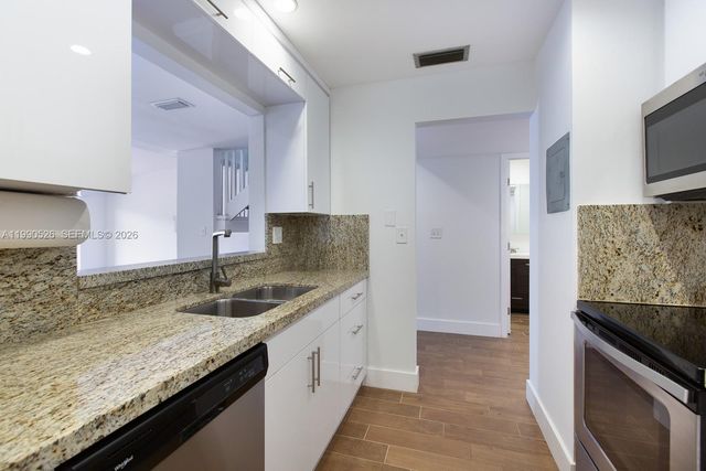 10520 SW 75th Lane, Miami, FL 33173