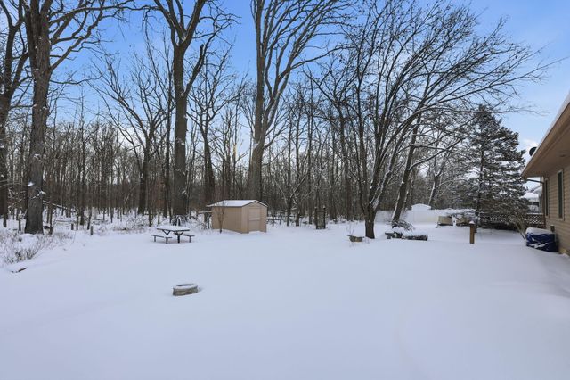 73986 Madison Street, Armada, MI 48005