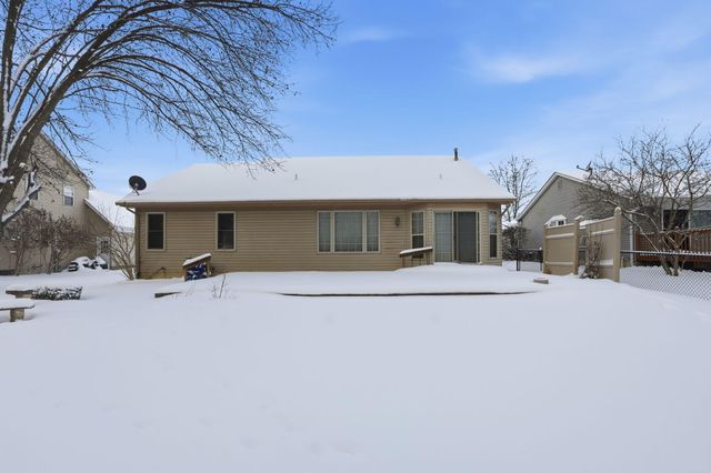 73986 Madison Street, Armada, MI 48005