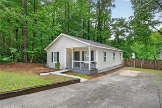 3239 Mchenry Avenue, Decatur, GA 30079