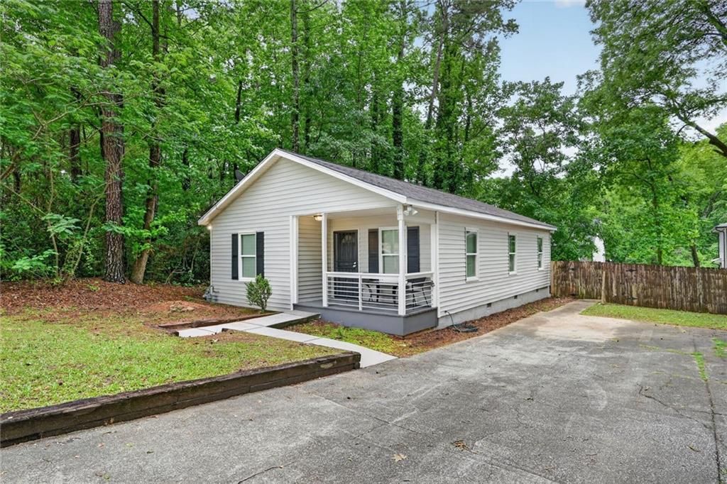 3239 Mchenry Avenue, Decatur, GA 30079