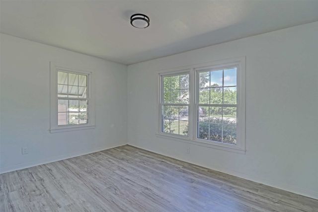 4709 Marks Place, Fort Worth, TX 76116