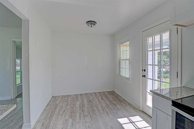 4709 Marks Place, Fort Worth, TX 76116