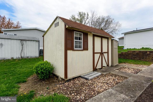 52 MEADOW RUN PL, Harrisburg, PA 17112