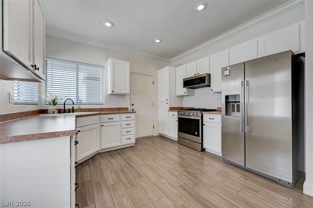 2851 Sapphire Desert Drive, Henderson, NV 89052