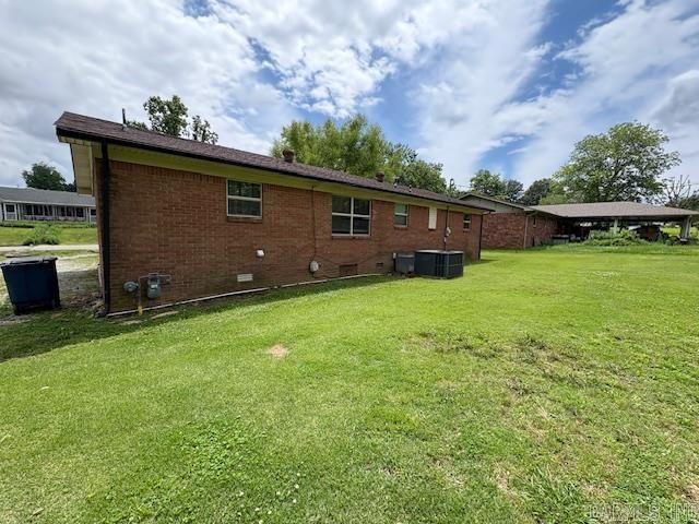 1002 W 3rd St, Rector, AR 72461