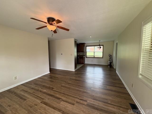 1002 W 3rd St, Rector, AR 72461