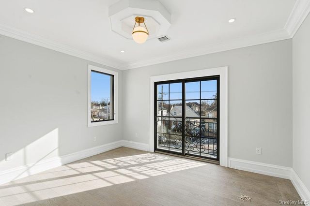 259-09 81st Avenue, Glen Oaks, NY 11004