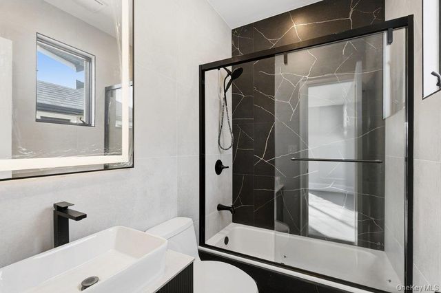 259-09 81st Avenue, Glen Oaks, NY 11004