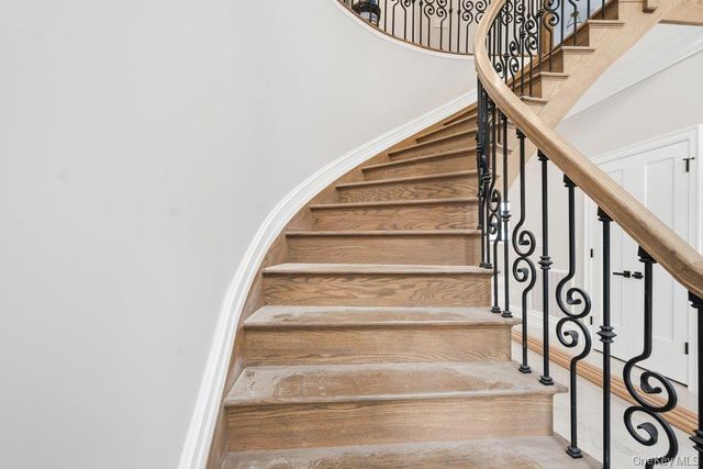 259-09 81st Avenue, Glen Oaks, NY 11004