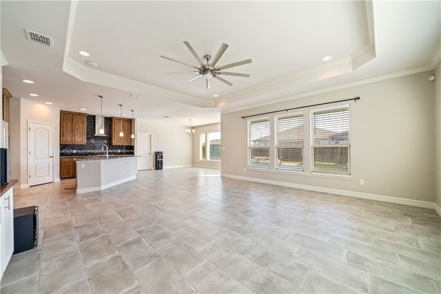 103 Foxtail Palm Dr, Portland, TX 78374