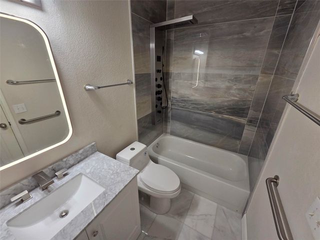 2940 La Vista Lane, Frisco, TX 75033