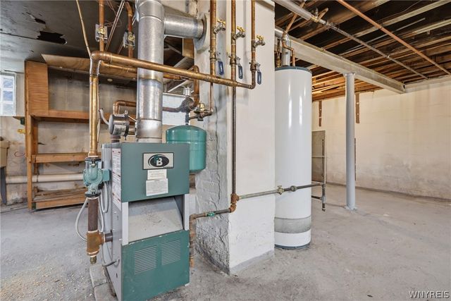 33 Julian Avenue 33, Lackawanna, NY 14218