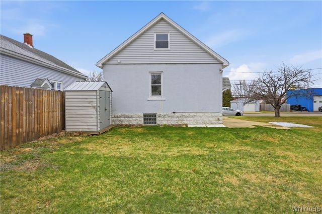 33 Julian Avenue 33, Lackawanna, NY 14218