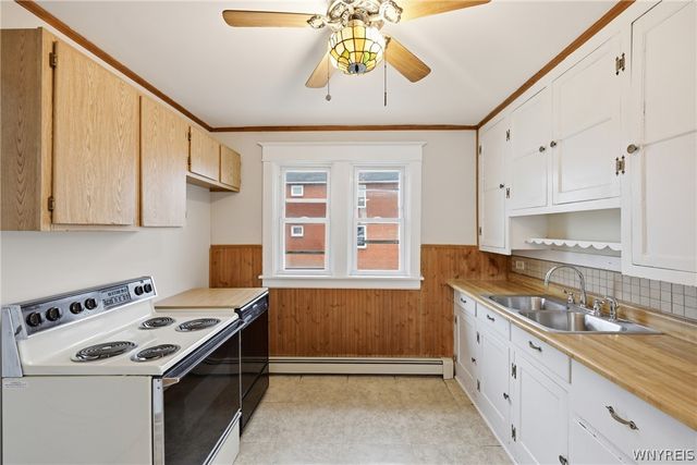 33 Julian Avenue 33, Lackawanna, NY 14218