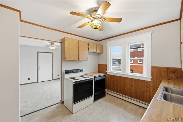 33 Julian Avenue 33, Lackawanna, NY 14218